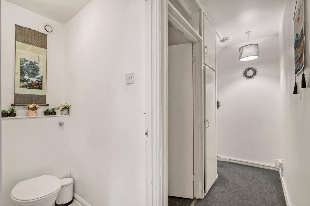Peaceful 2-Bed South Bank Apartment London Exterior photo
